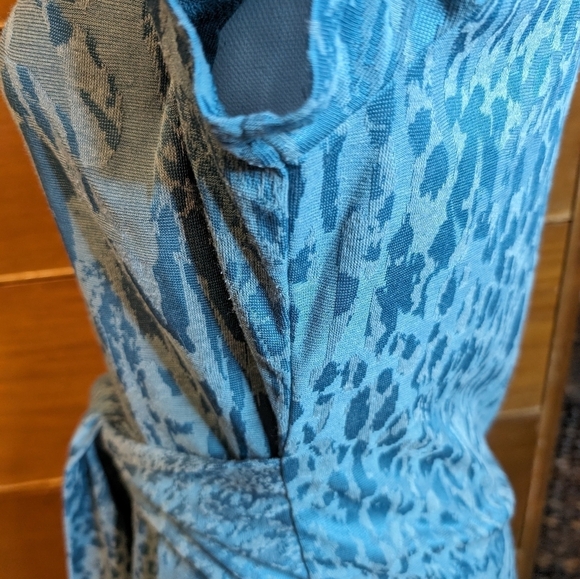 Simply Vera VERA WANG Belted Turquoise Top Blouse SZ M - Picture 5 of 10